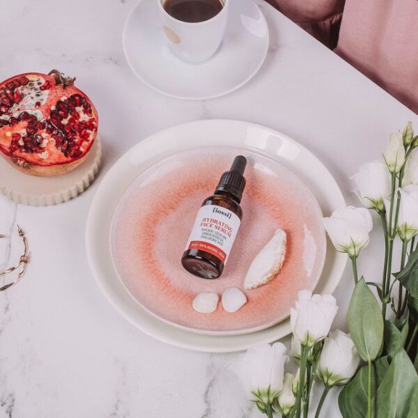 iossi – serum nawilżająco wygładzające z kwasem hialuronowym awokado 30ml